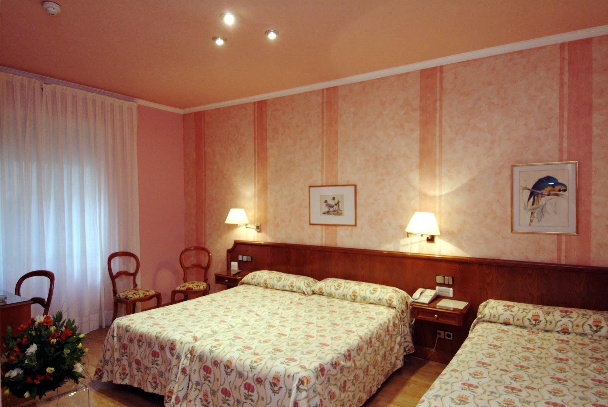 Regencia Colon Barcelona